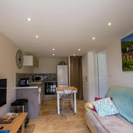 Chez Flo Et Guillaume בית נופש *