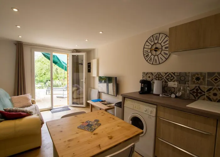 Chez Flo Et Guillaume Saint-Andre-d'Allas